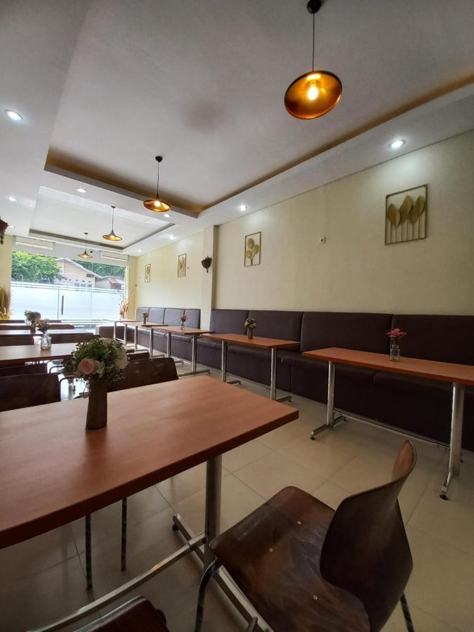Grand Avira Hotel Batu Merah Eksteriør billede